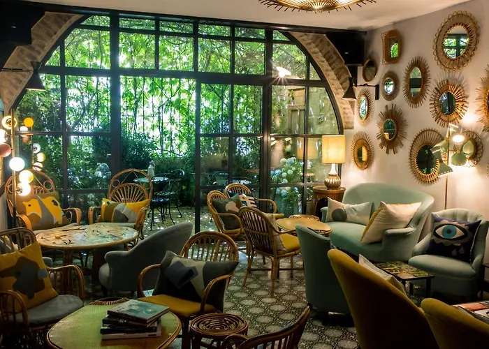 Hotel De 4*