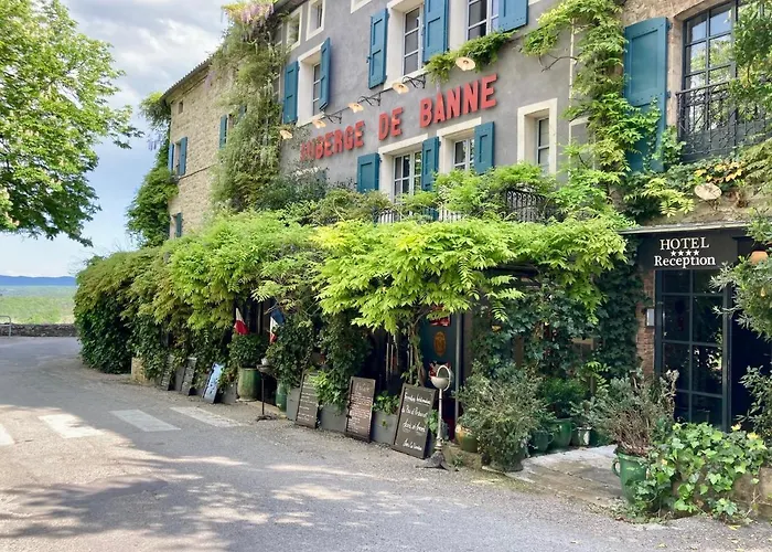 Hotel De 4*